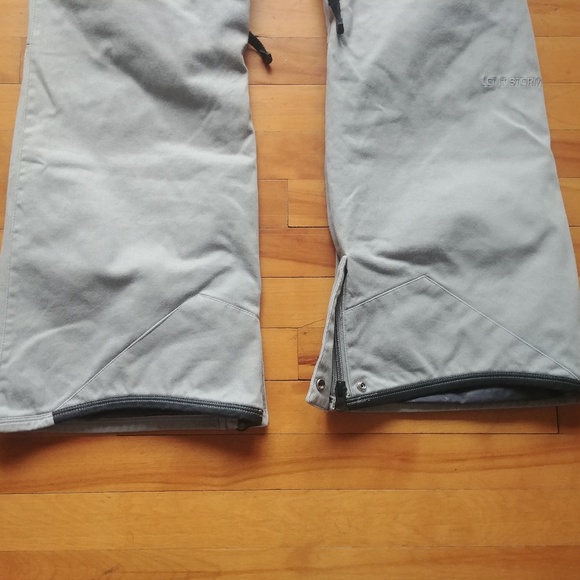 Volcom snowboard ski  pants - Picture 7 of 9